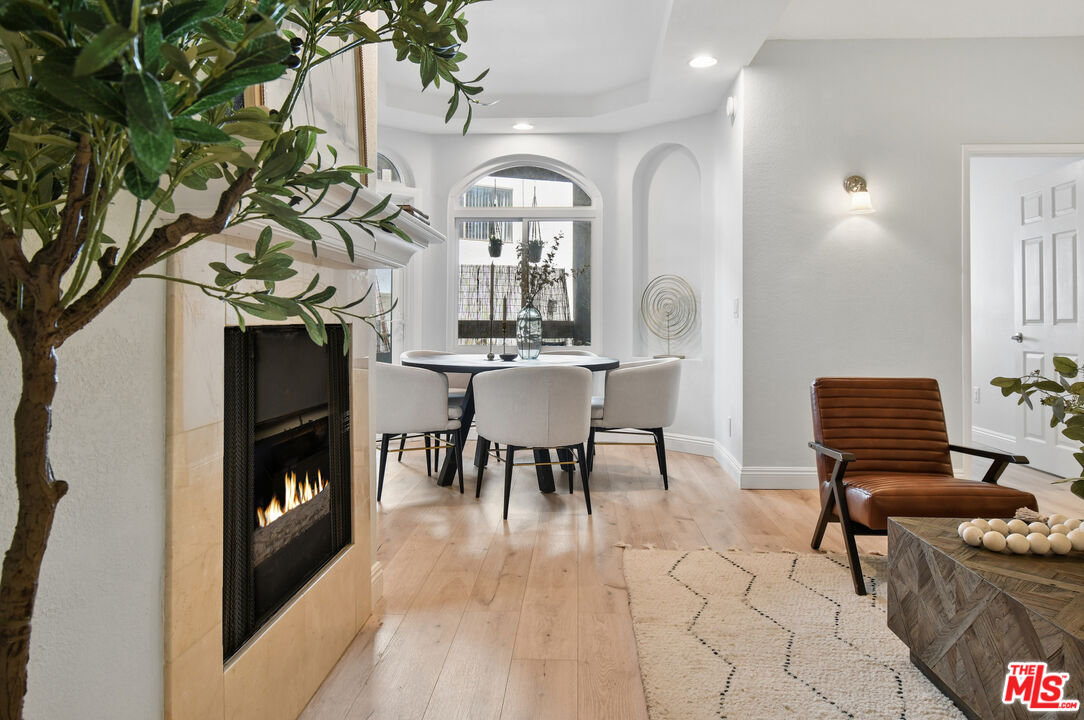 4301 Fulton Ave Unit: 106