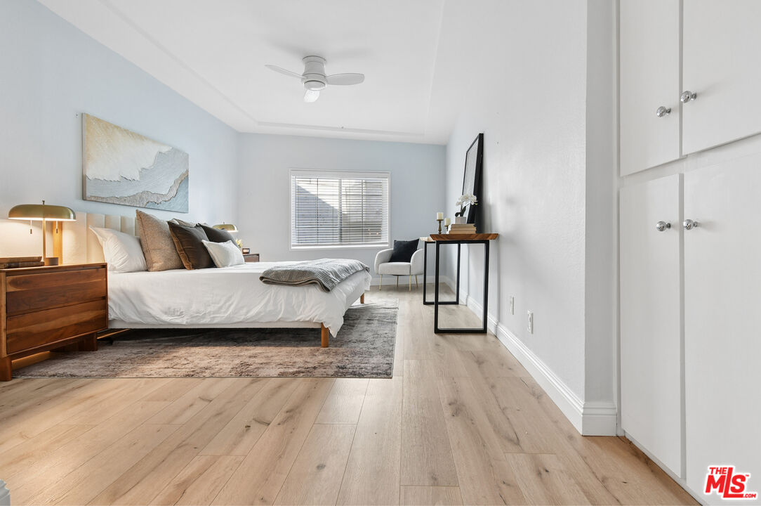4301 Fulton Ave Unit: 106