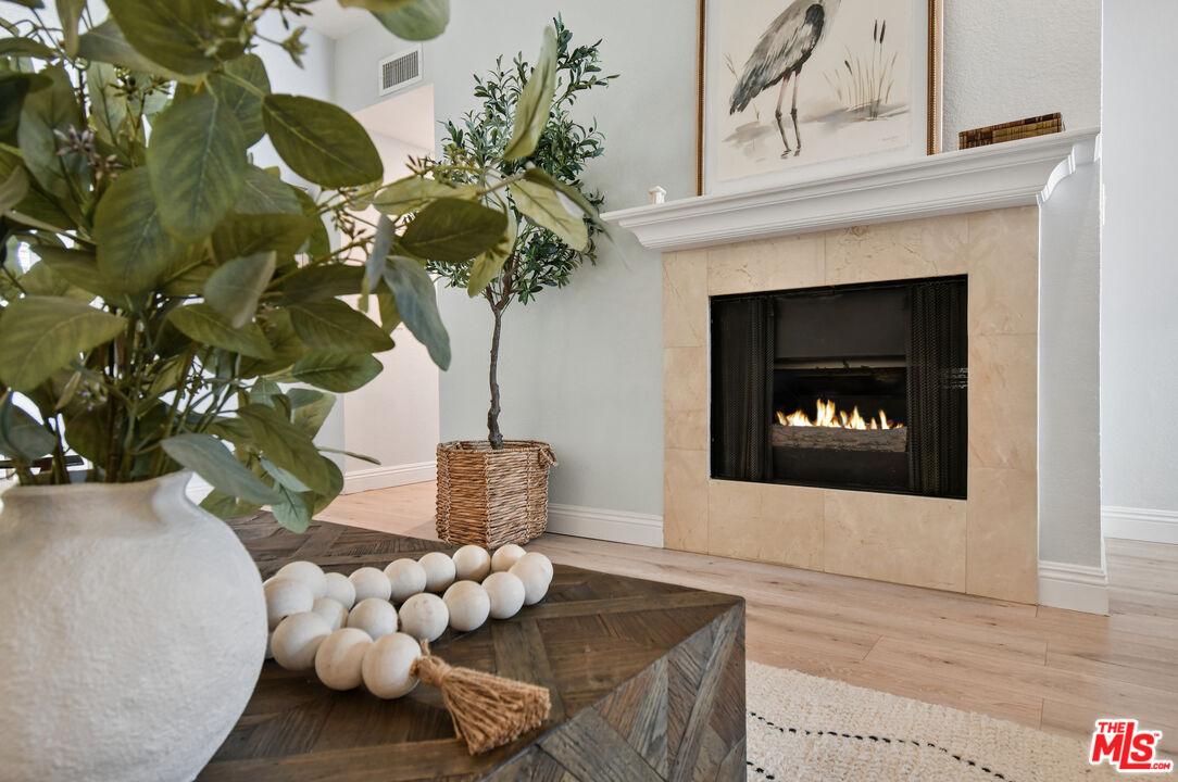 4301 Fulton Ave Unit: 106