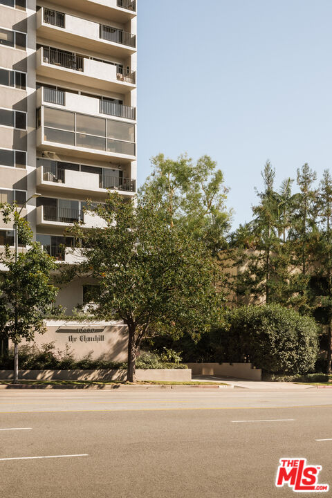 10450 Wilshire Blvd Unit: 4J