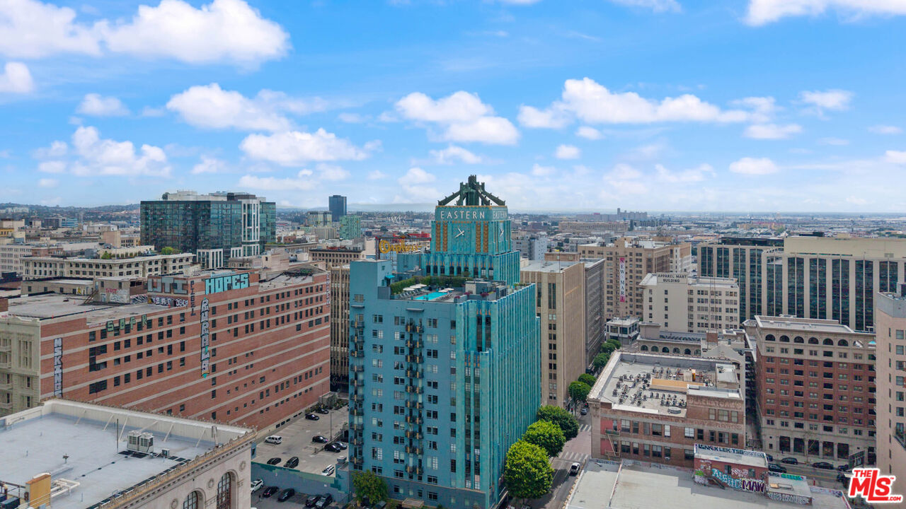 849 S Broadway Unit: M09