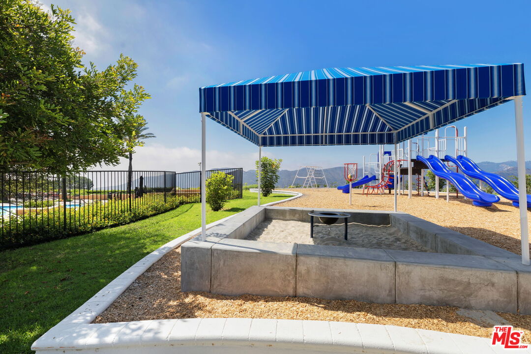 1476 Paseo De Oro
