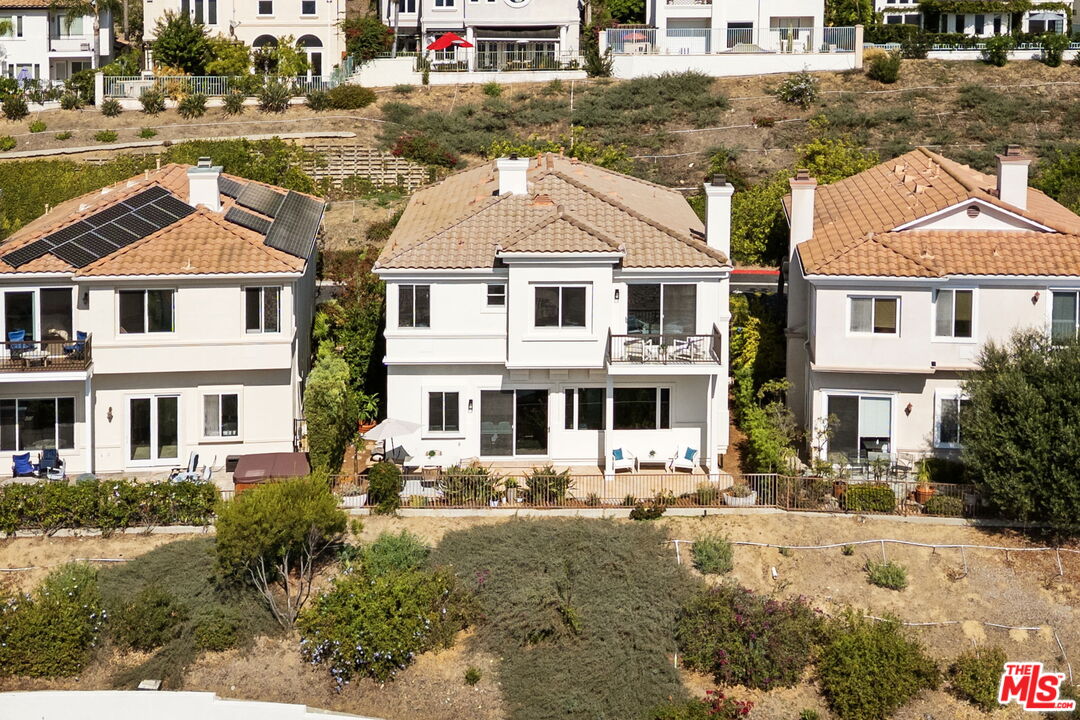 1476 Paseo De Oro