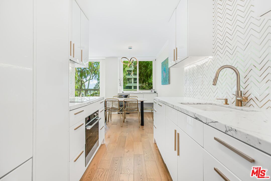 10751 Wilshire Blvd Unit: 801