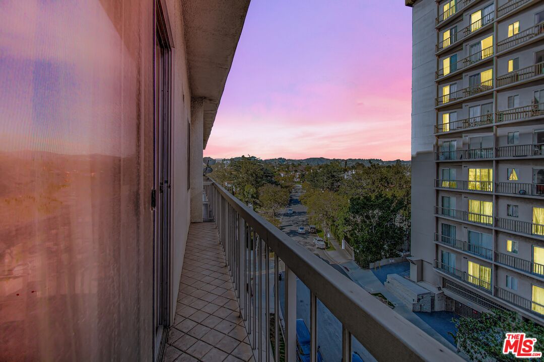 10751 Wilshire Blvd Unit: 801