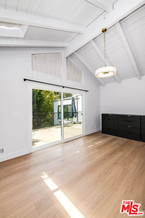 967 Wellesley Ave
