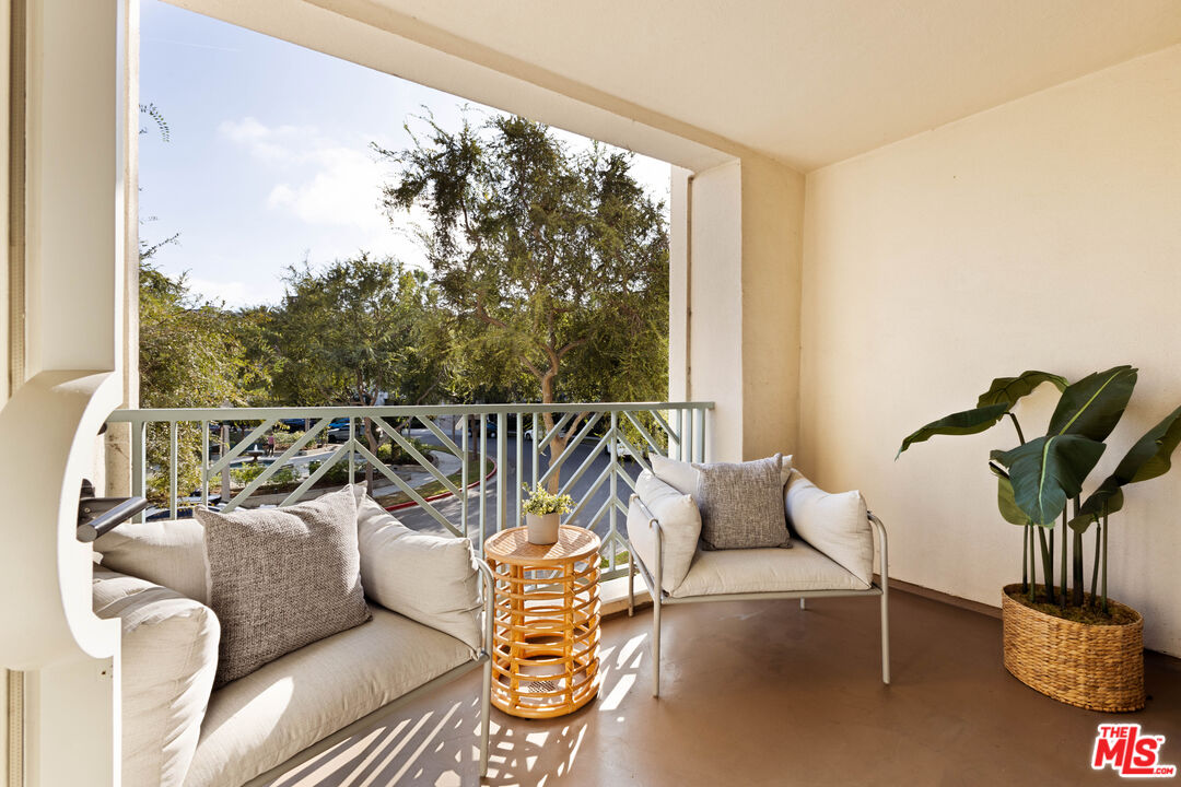 5625 Crescent Park Unit: 132