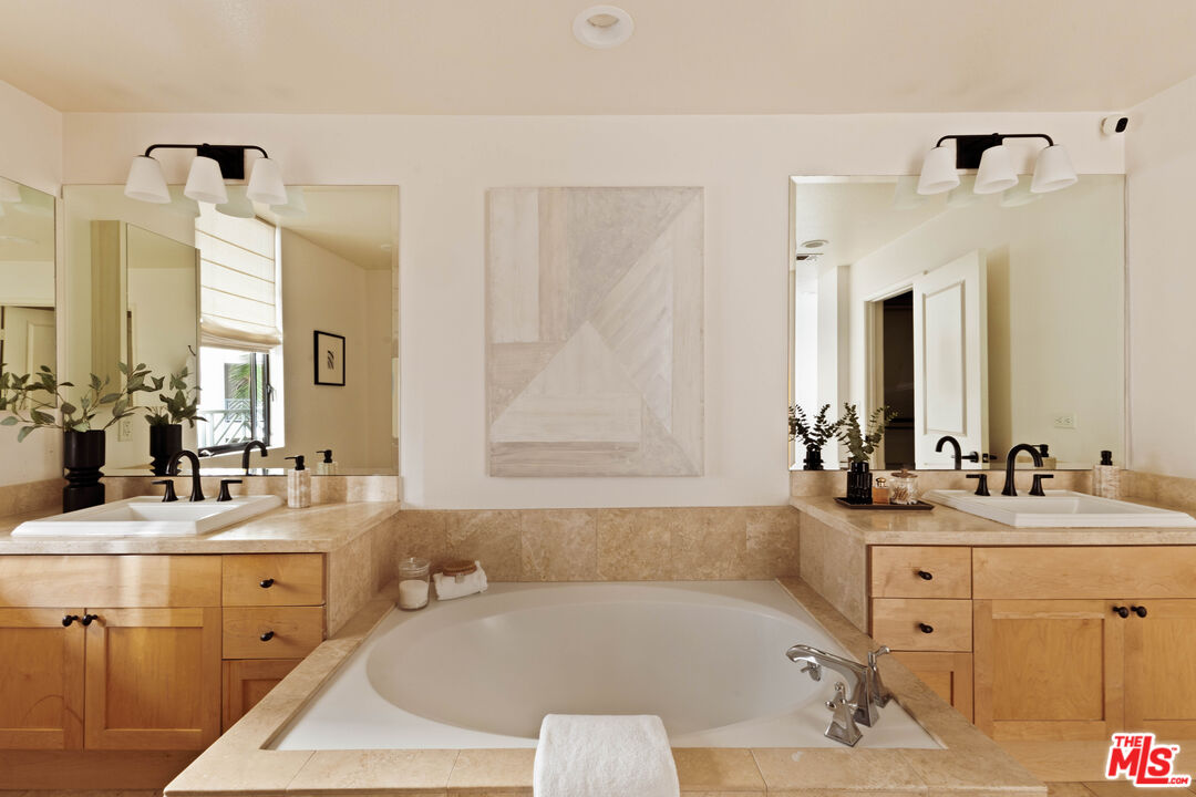 5625 Crescent Park Unit: 132