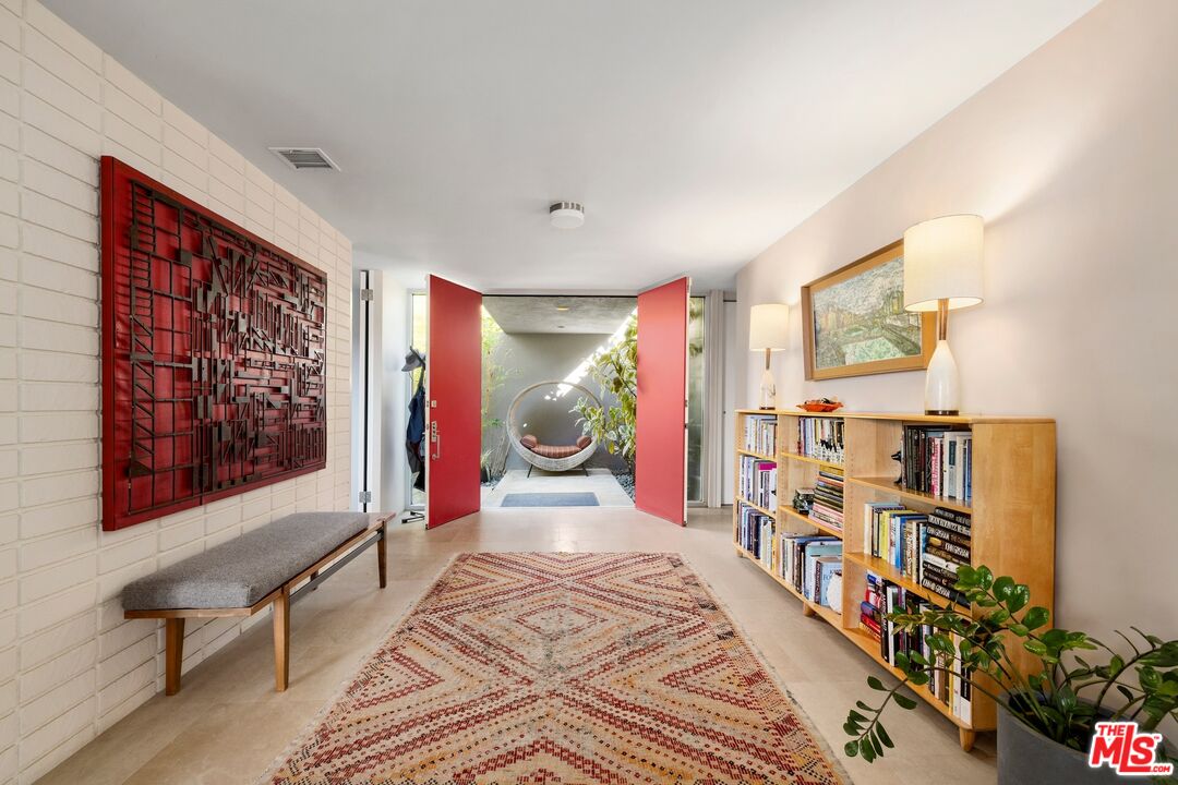 3523 Beverly Ridge Dr