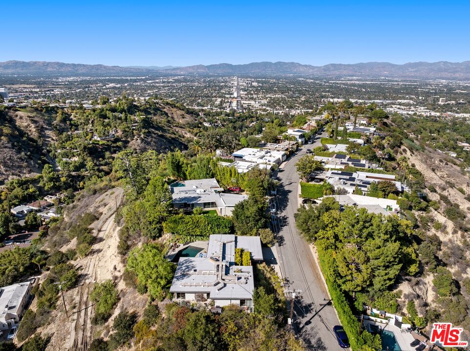 3523 Beverly Ridge Dr