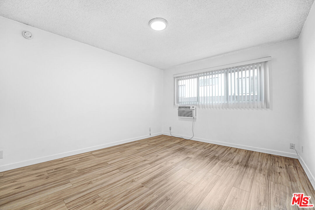 919 N N Alfred St Unit: 204