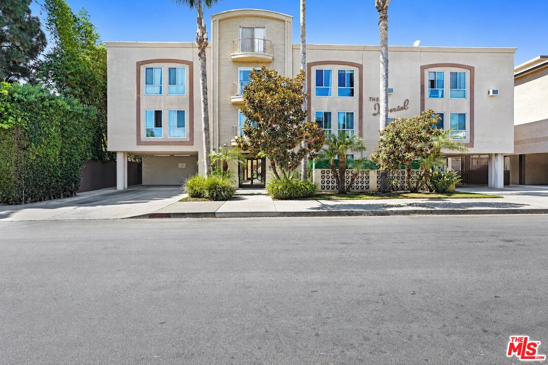 919 N N Alfred St Unit: 204