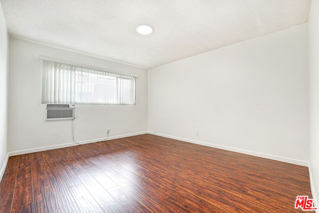 919 N N Alfred St Unit: 203