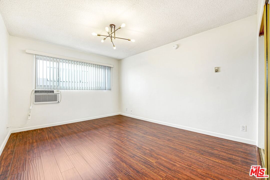 919 N N Alfred St Unit: 203