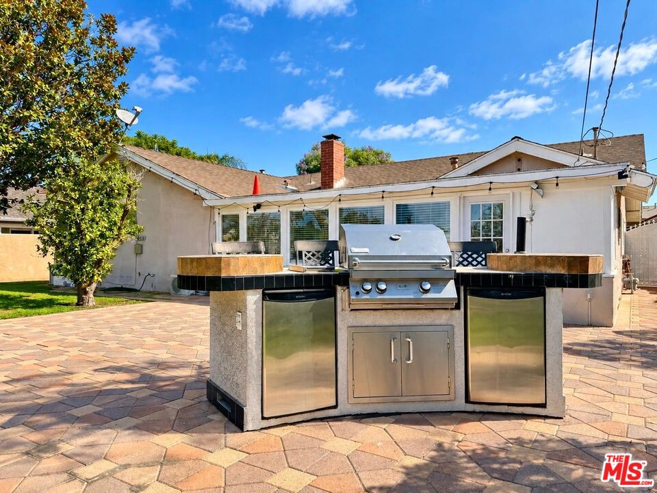 1115 S Neff Ave