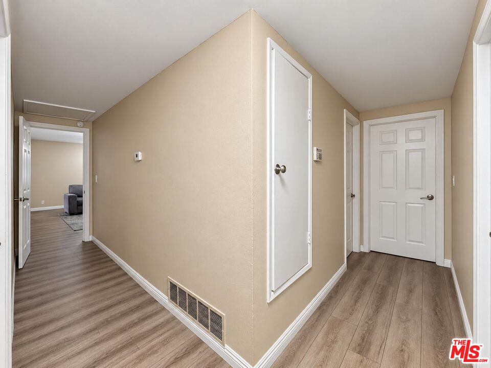 1115 S Neff Ave