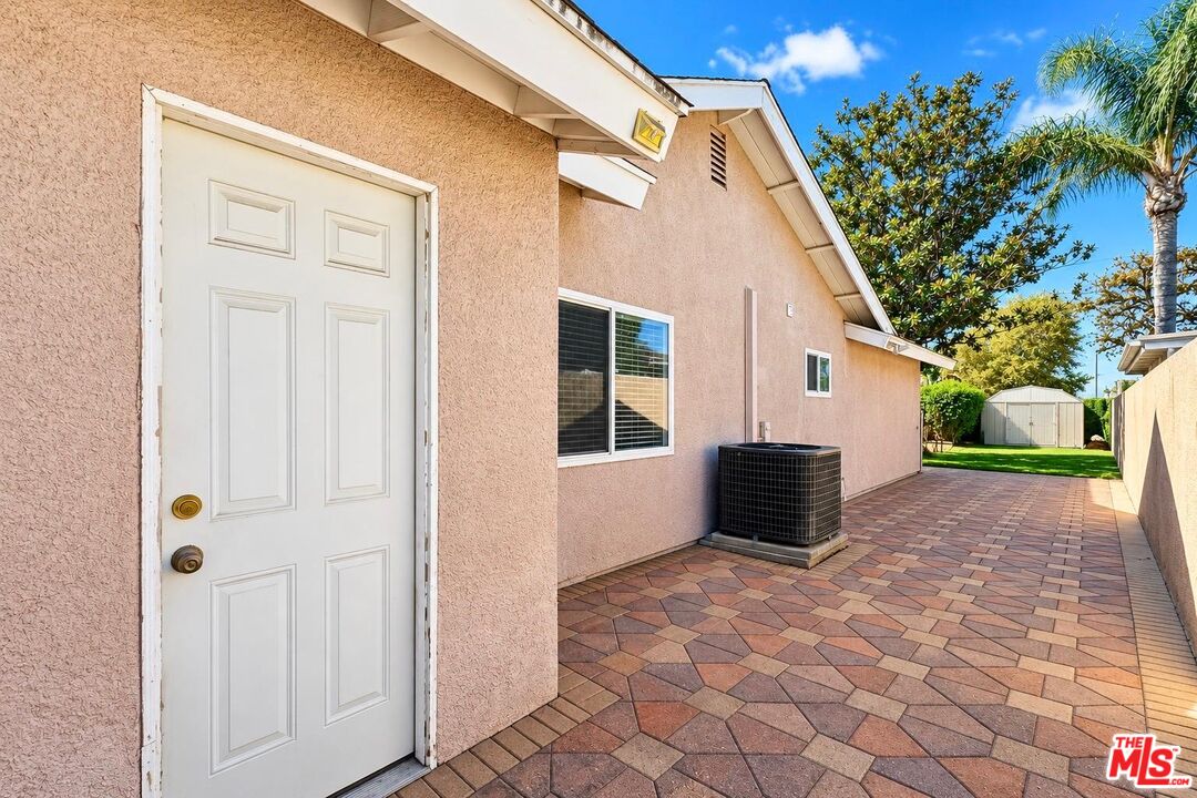 1115 S Neff Ave