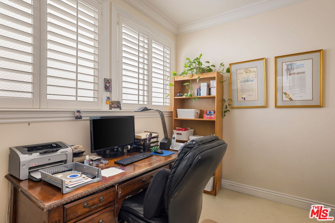 132 S Maple Dr Unit: PH3