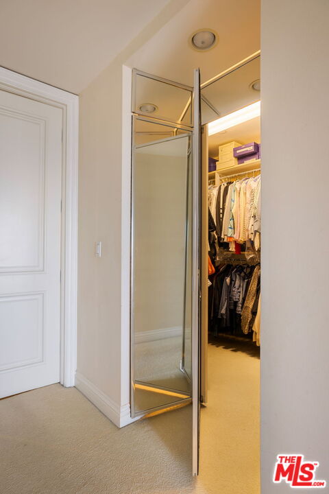 132 S Maple Dr Unit: PH3
