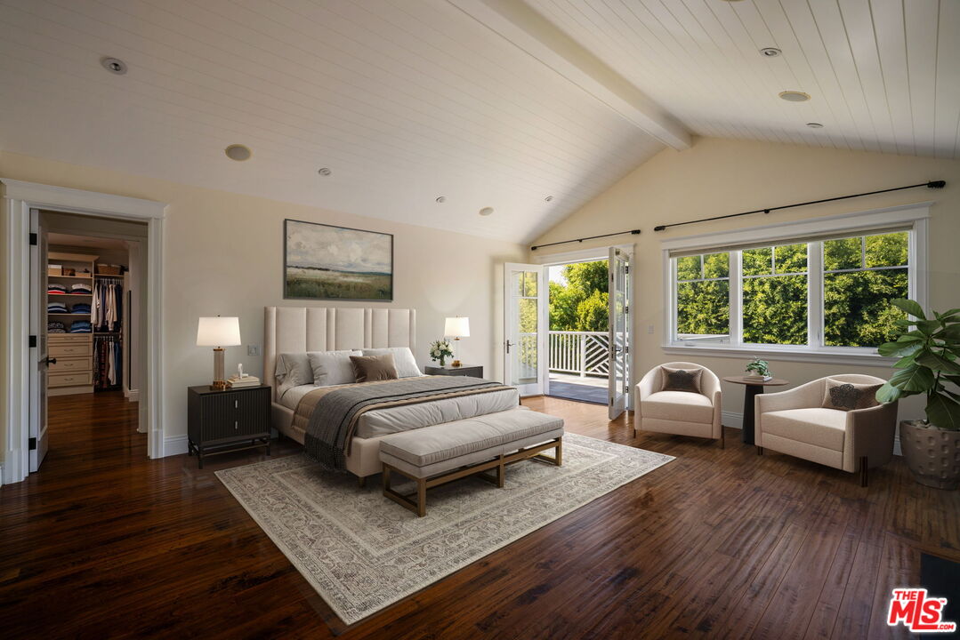 117 S Burlingame Ave