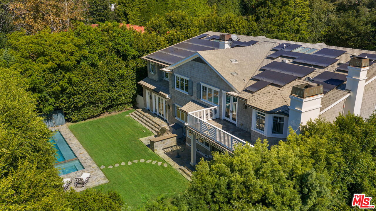 117 S Burlingame Ave