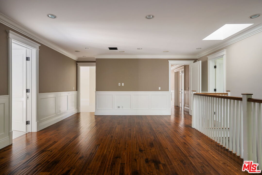 117 S Burlingame Ave