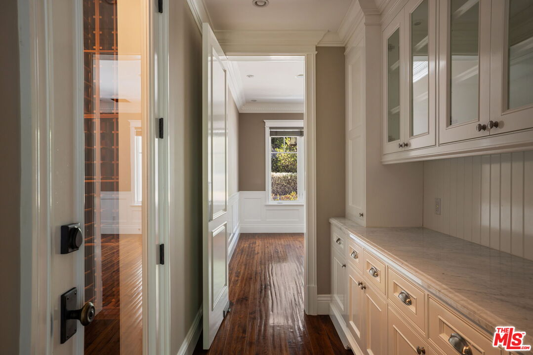117 S Burlingame Ave