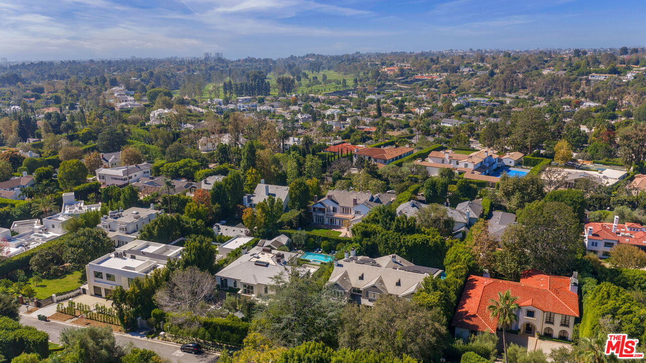 117 S Burlingame Ave