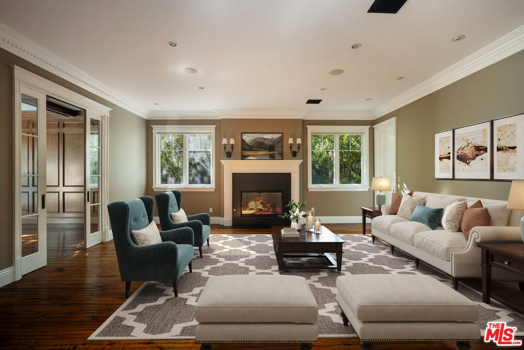 117 S Burlingame Ave