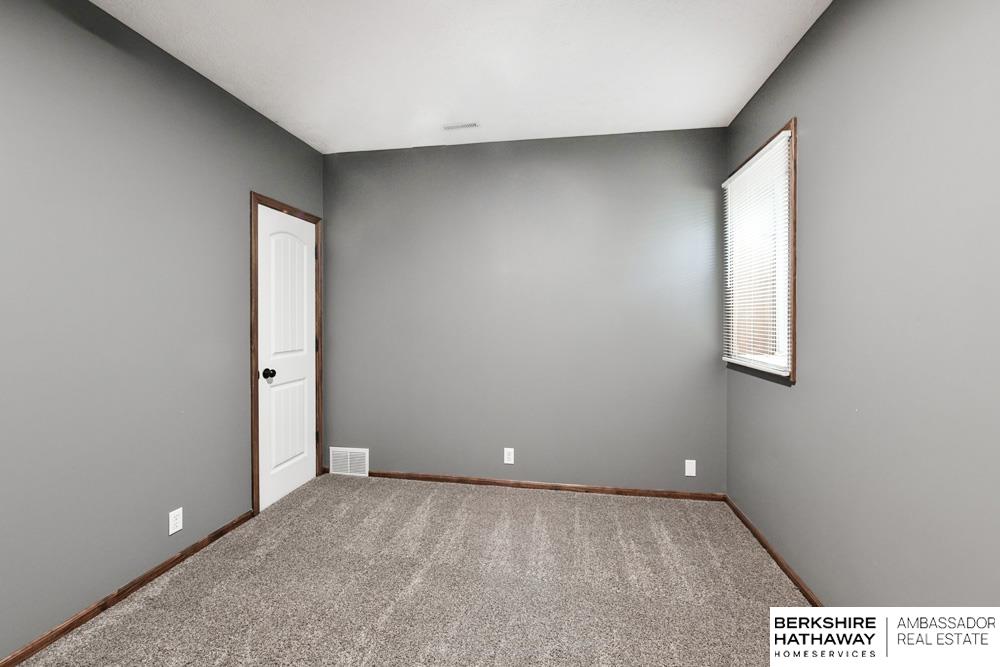 3734 Lynnwood Drive
