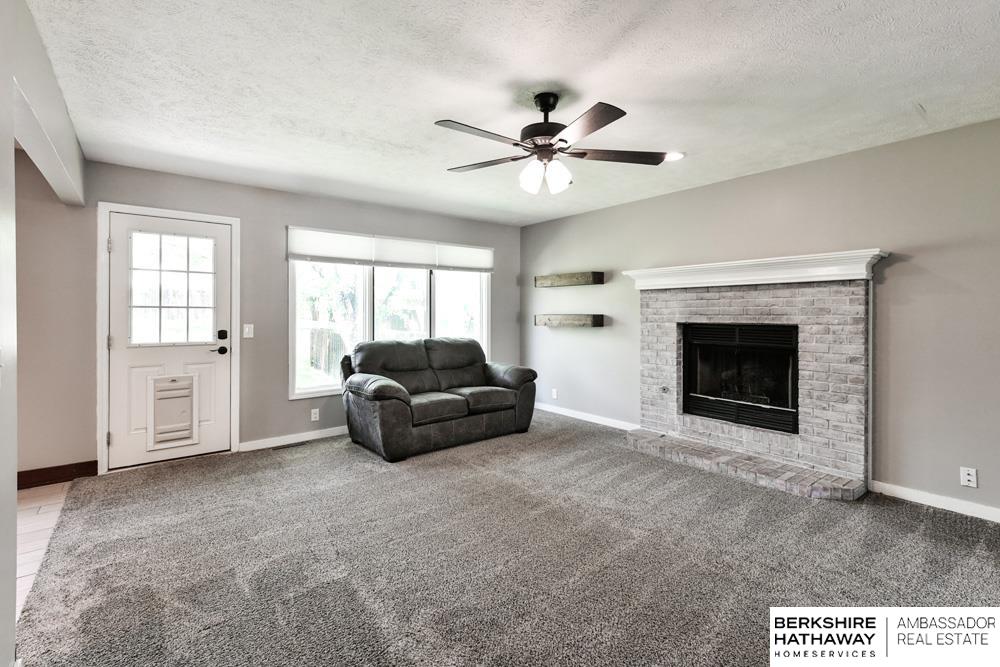3734 Lynnwood Drive