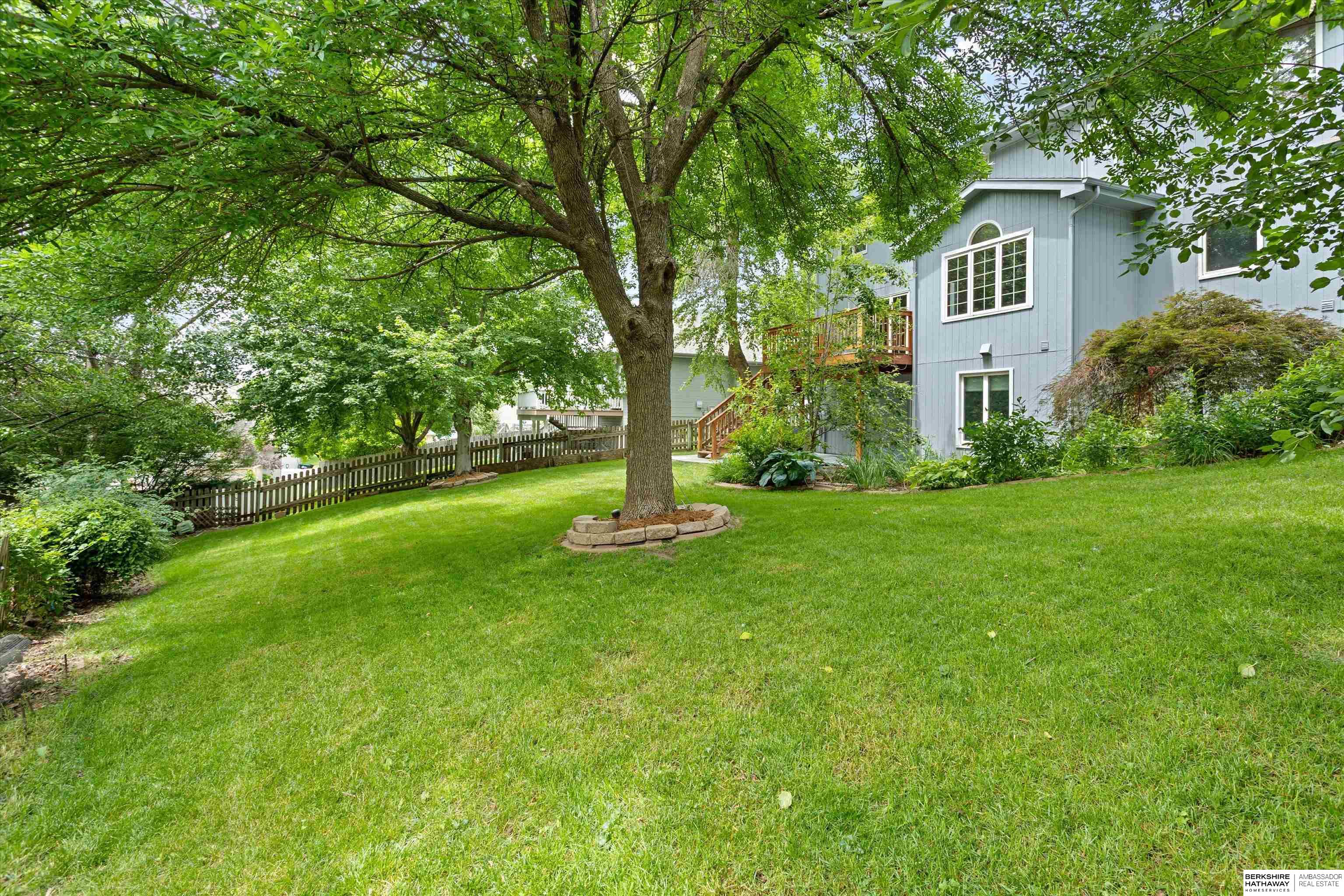 16115 Z Street