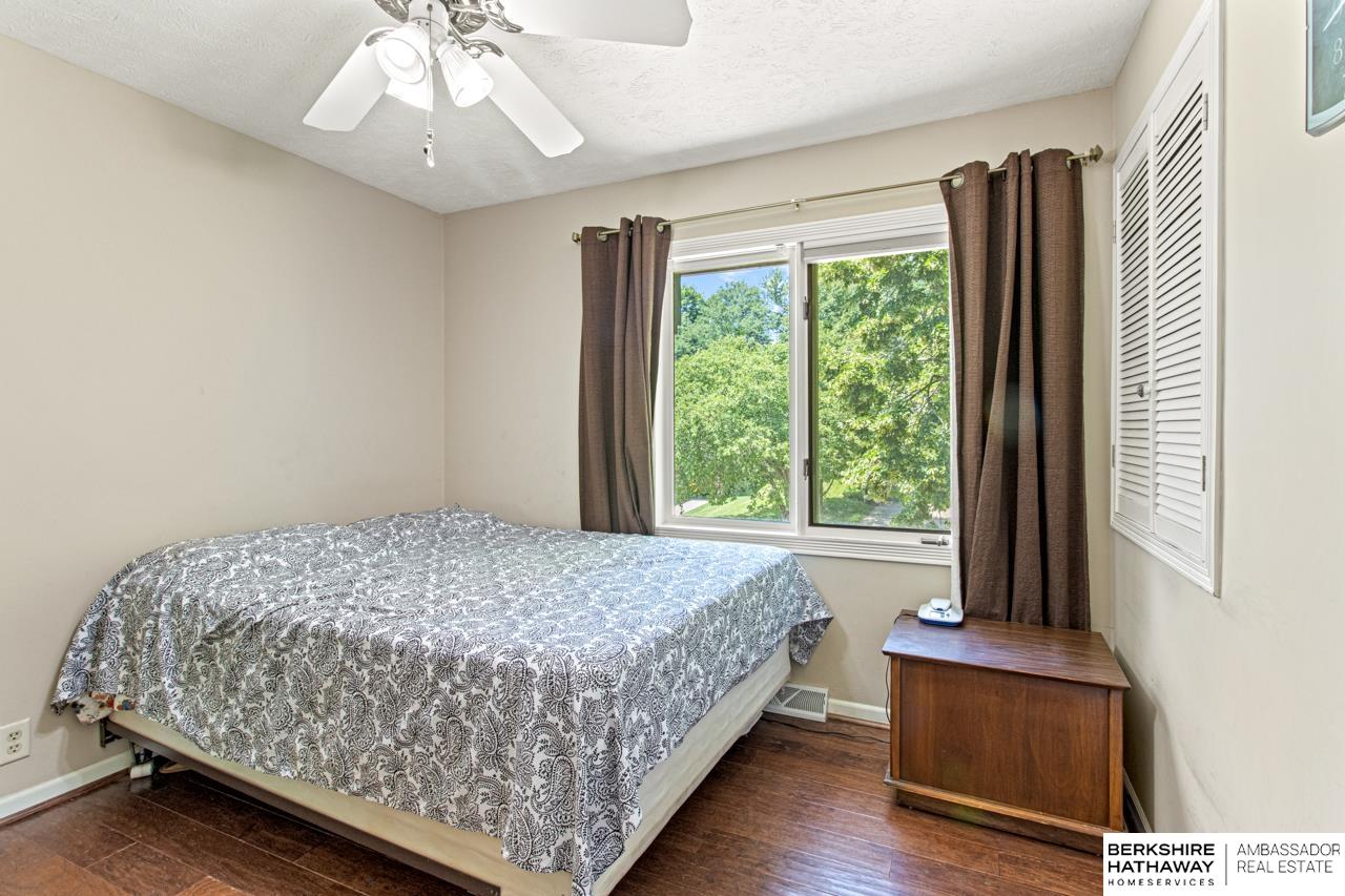 1421 S 167th Street