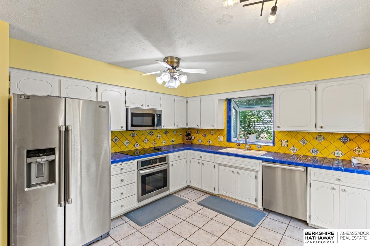 1421 S 167th Street