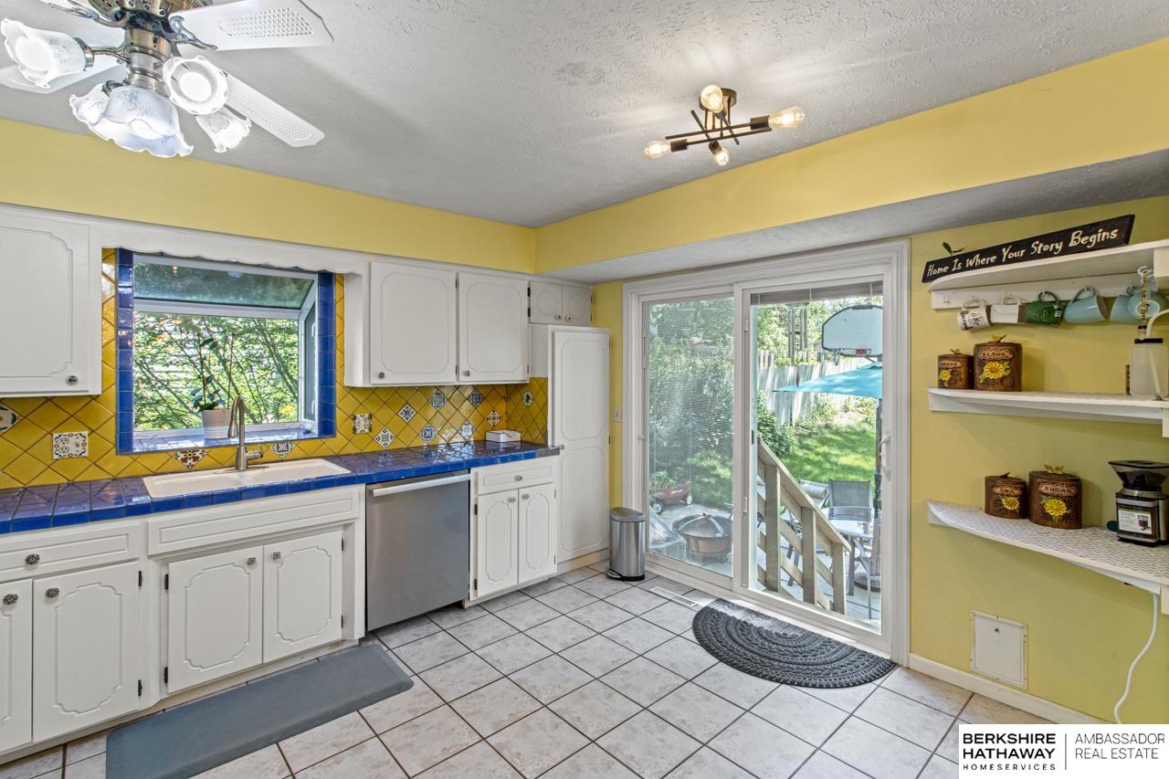 1421 S 167th Street
