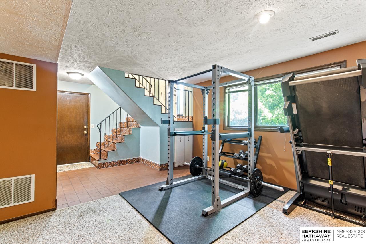 1421 S 167th Street