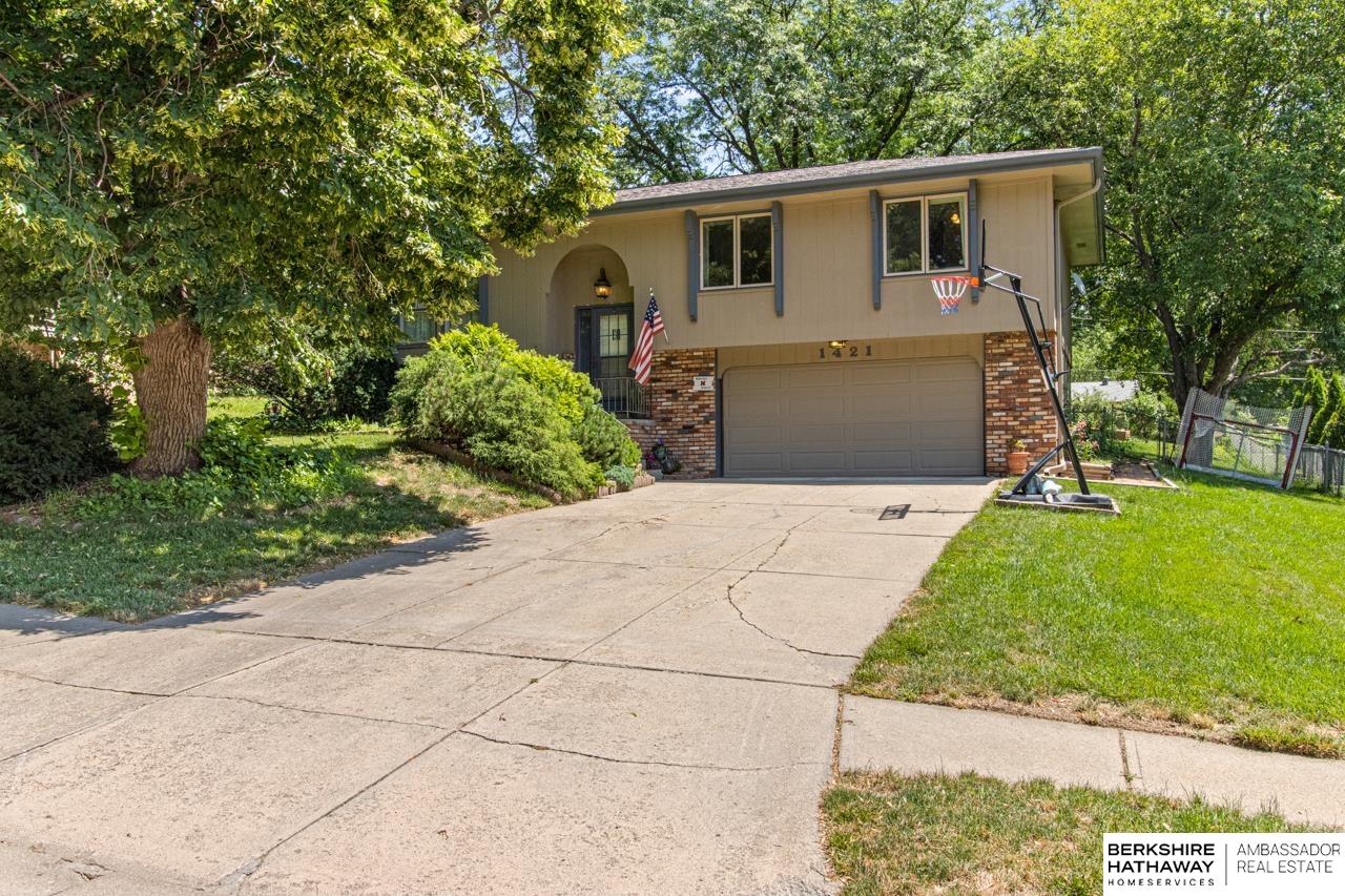 1421 S 167th Street