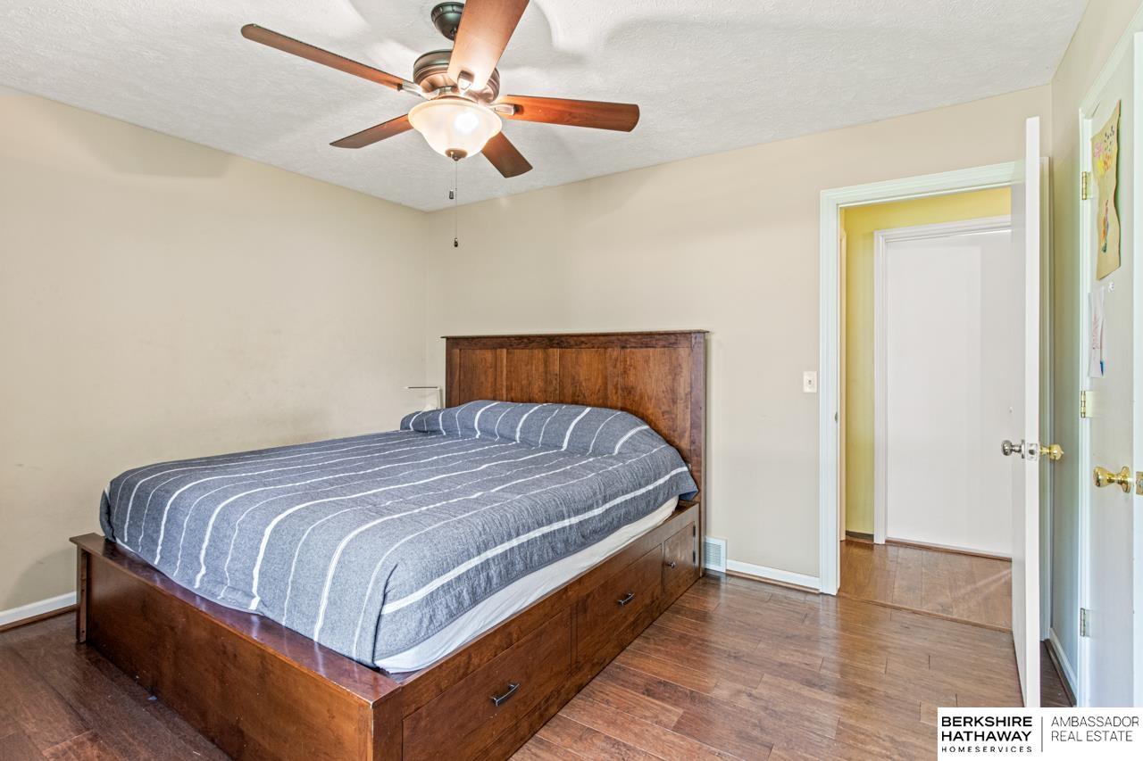 1421 S 167th Street