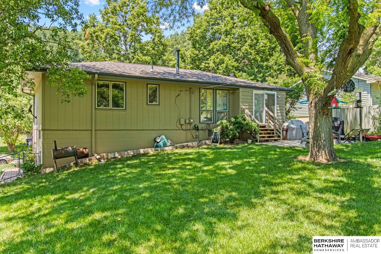 1421 S 167th Street
