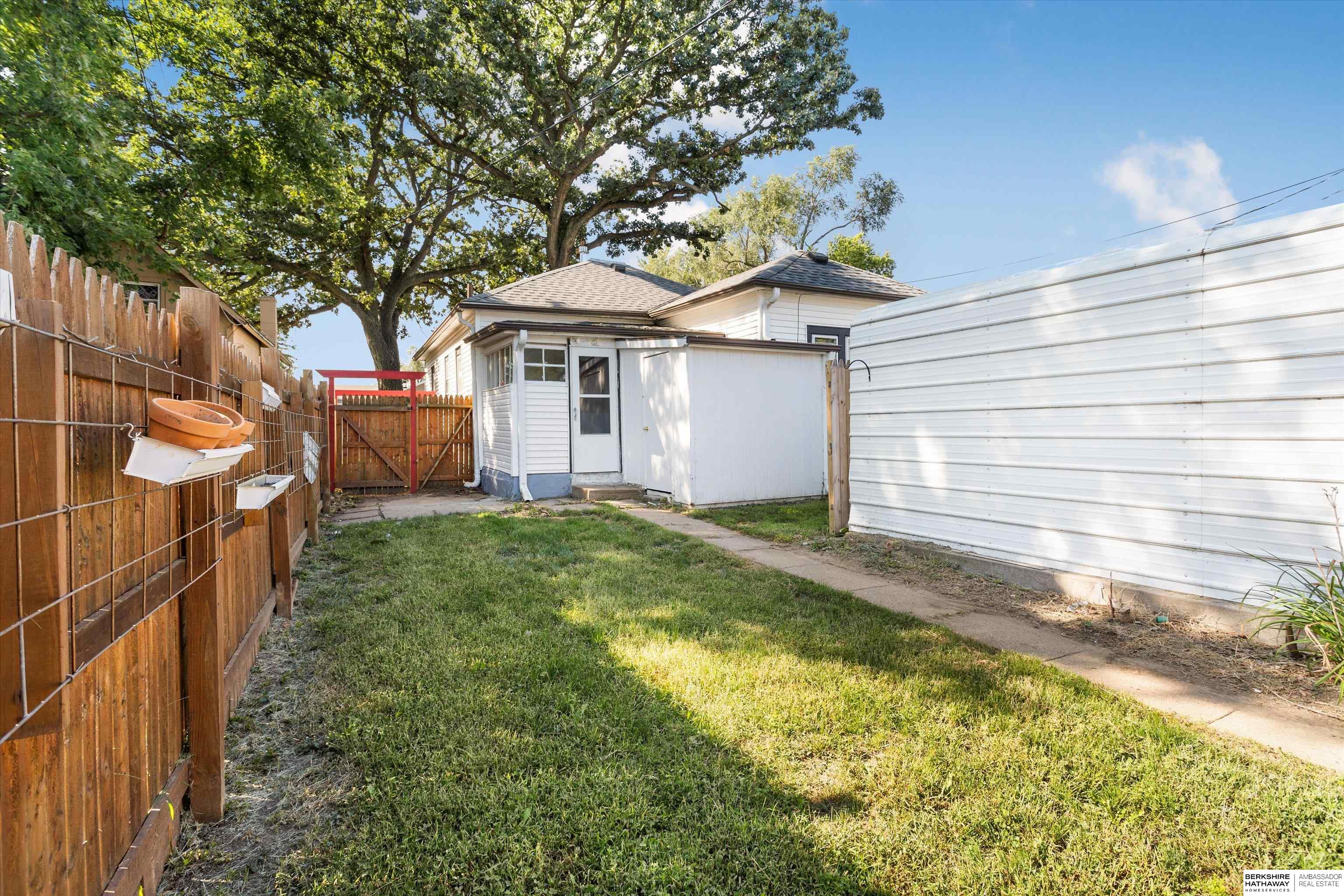 614 5th Ave