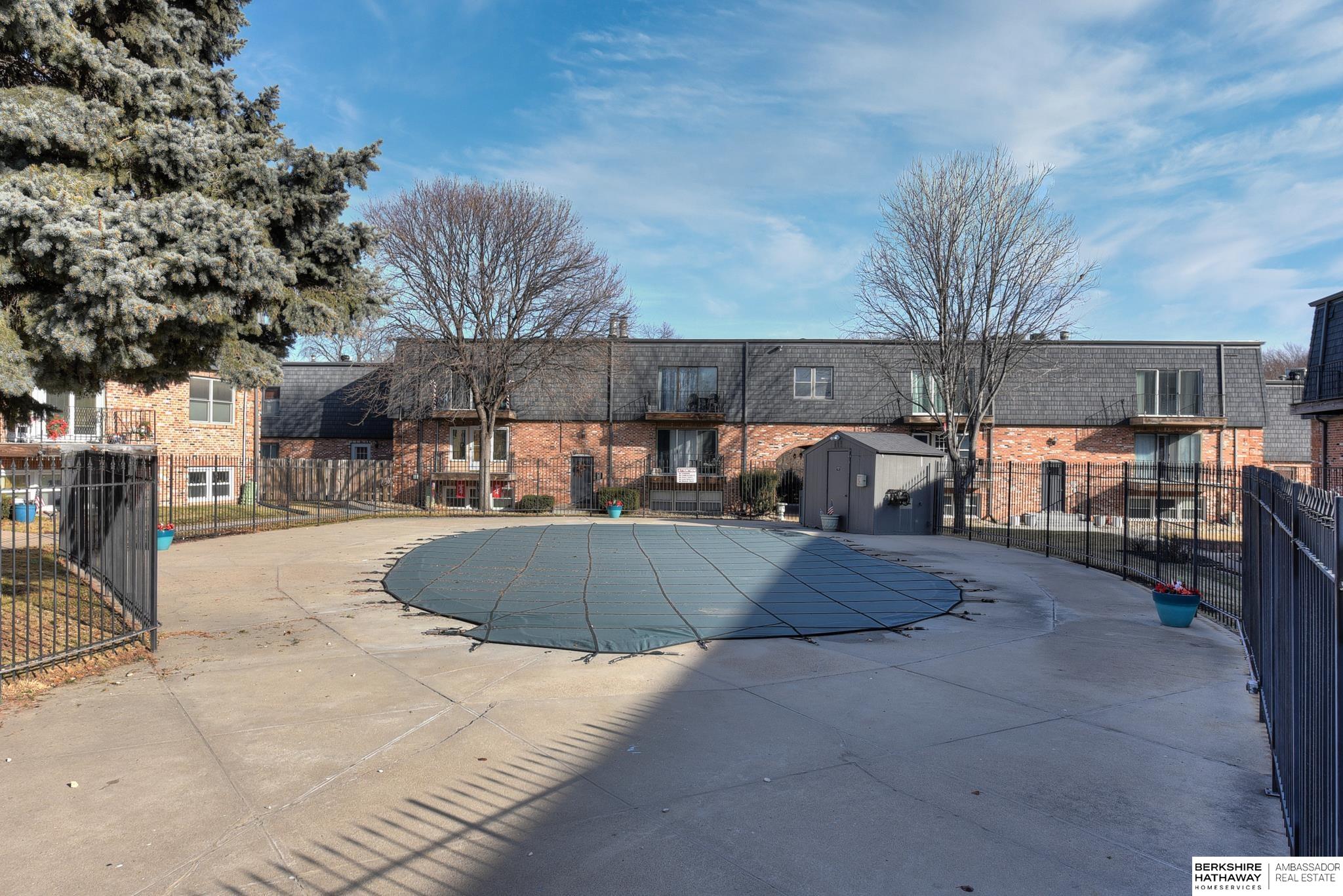 12737 Woodcrest Plaza Unit: 3-319