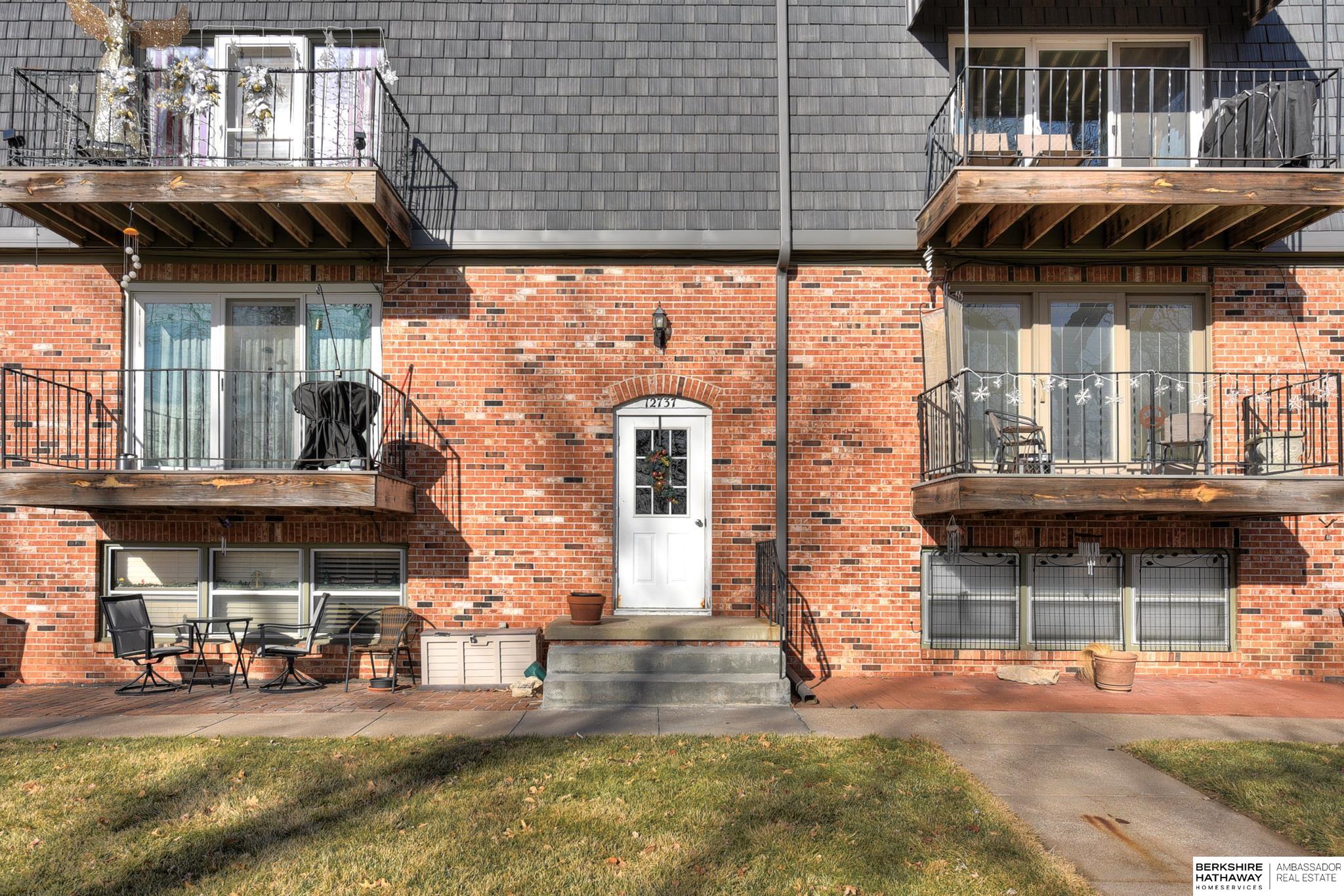 12737 Woodcrest Plaza Unit: 3-319