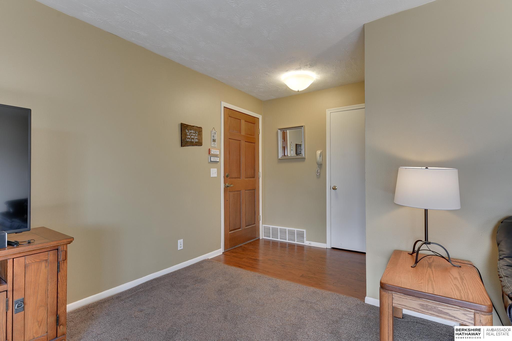 12737 Woodcrest Plaza Unit: 3-319