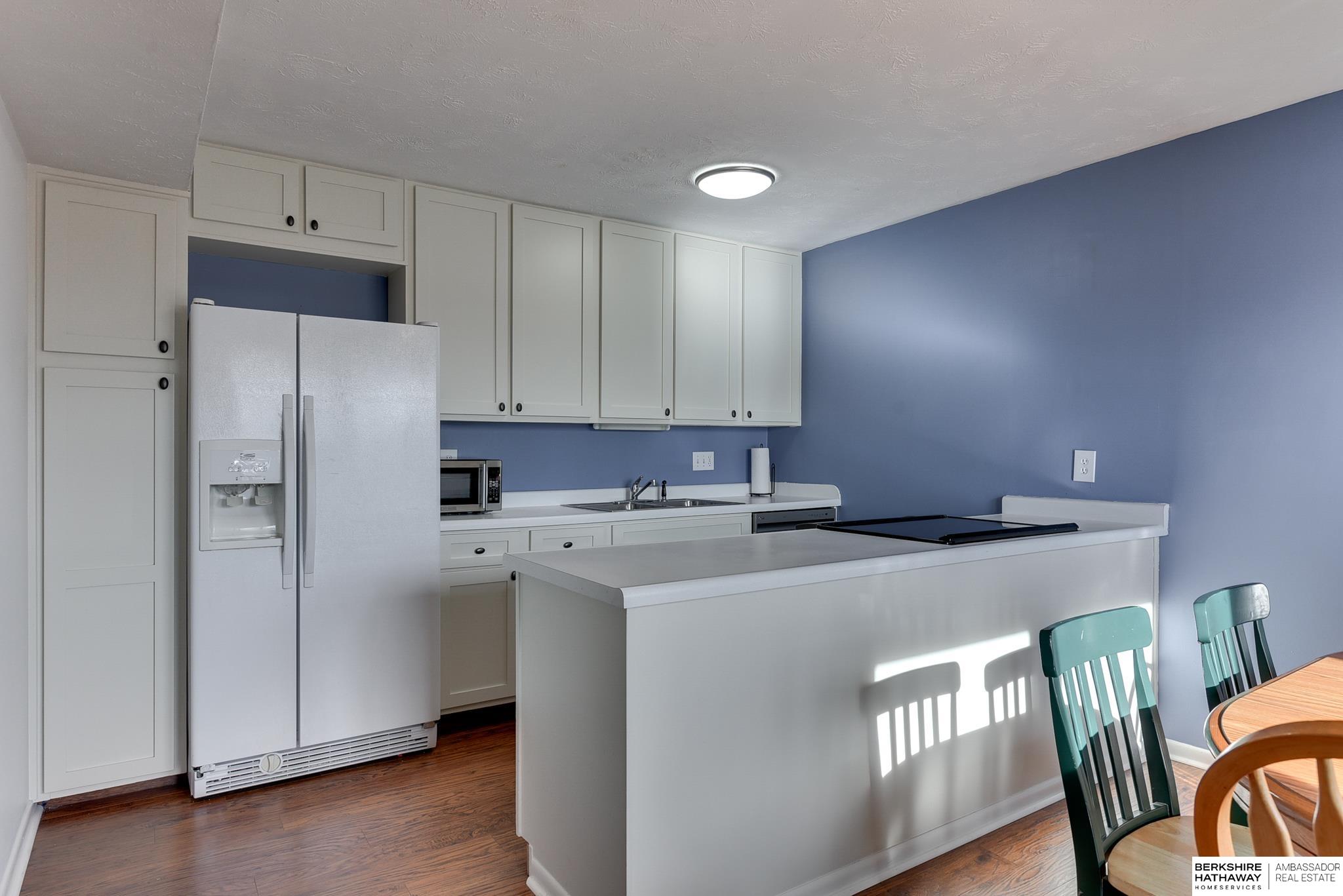 12737 Woodcrest Plaza Unit: 3-319