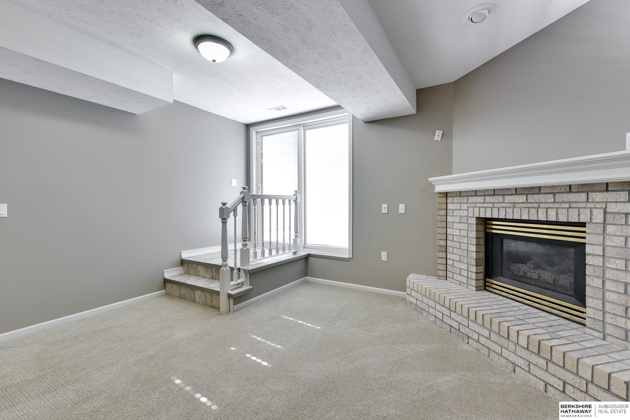 1802 Barrington Parkway