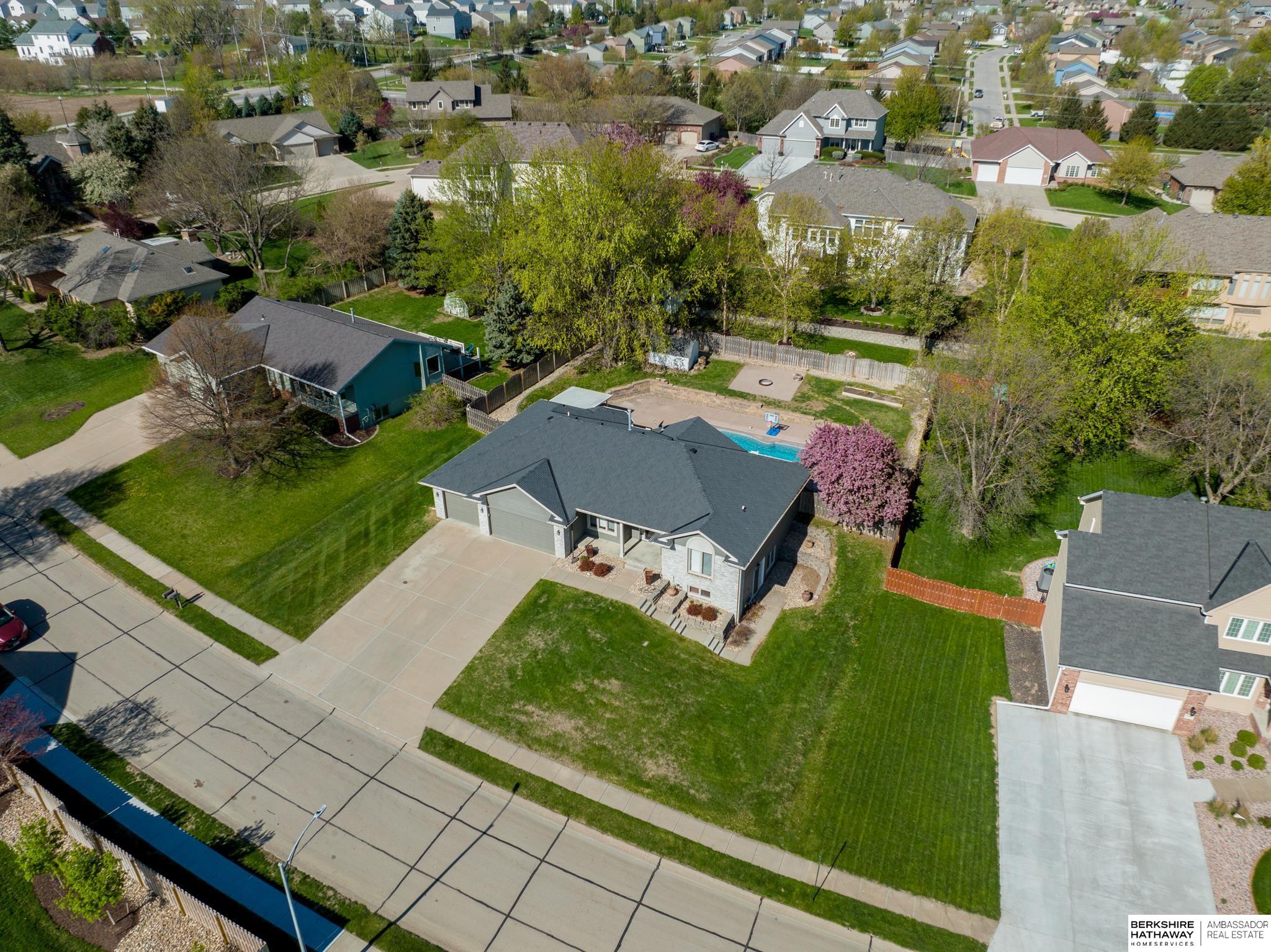 1802 Barrington Parkway