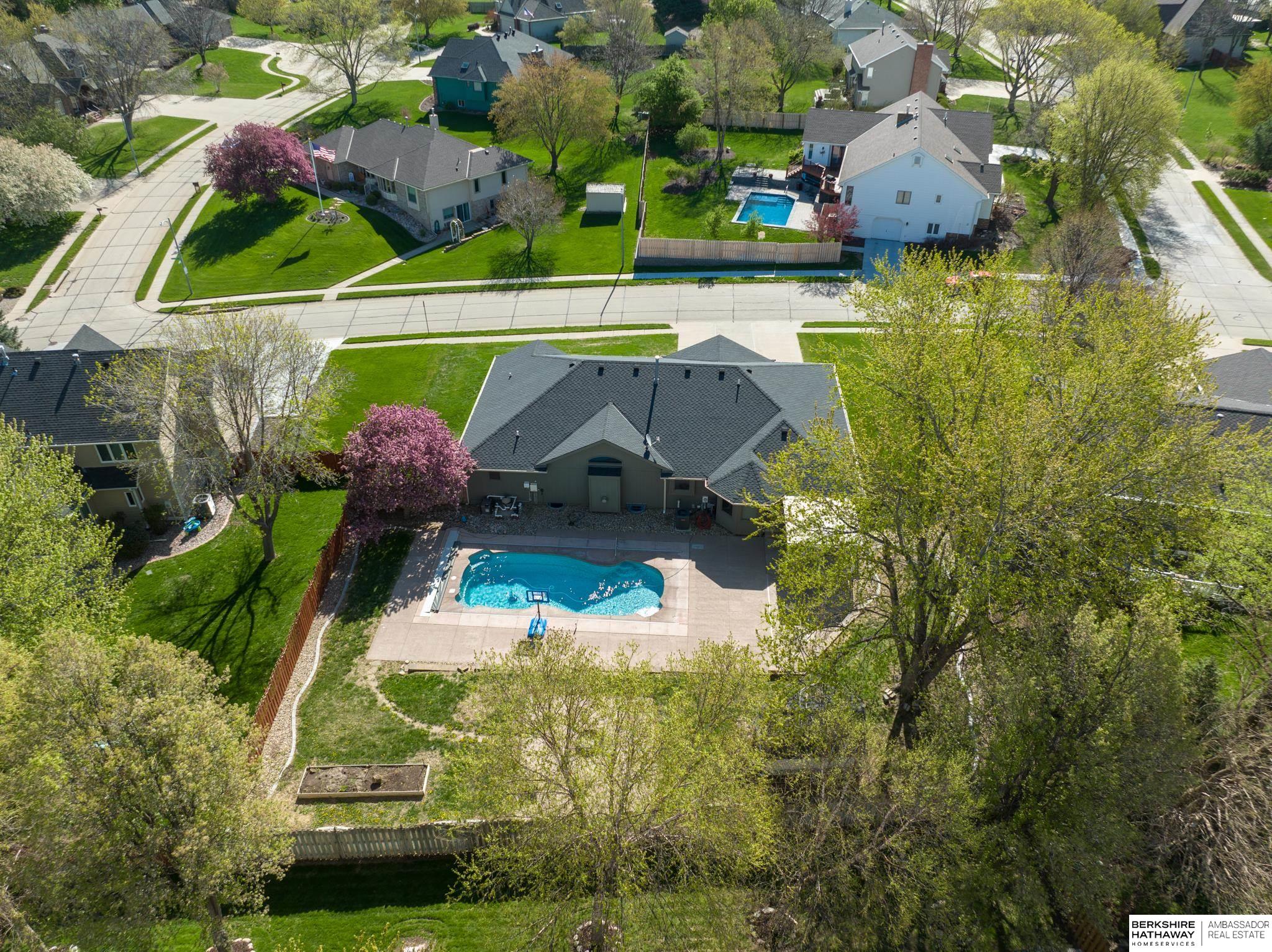 1802 Barrington Parkway
