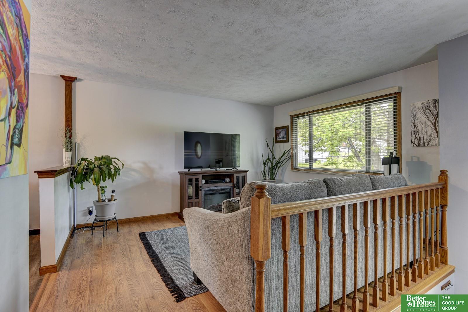 7719 Greenleaf Drive