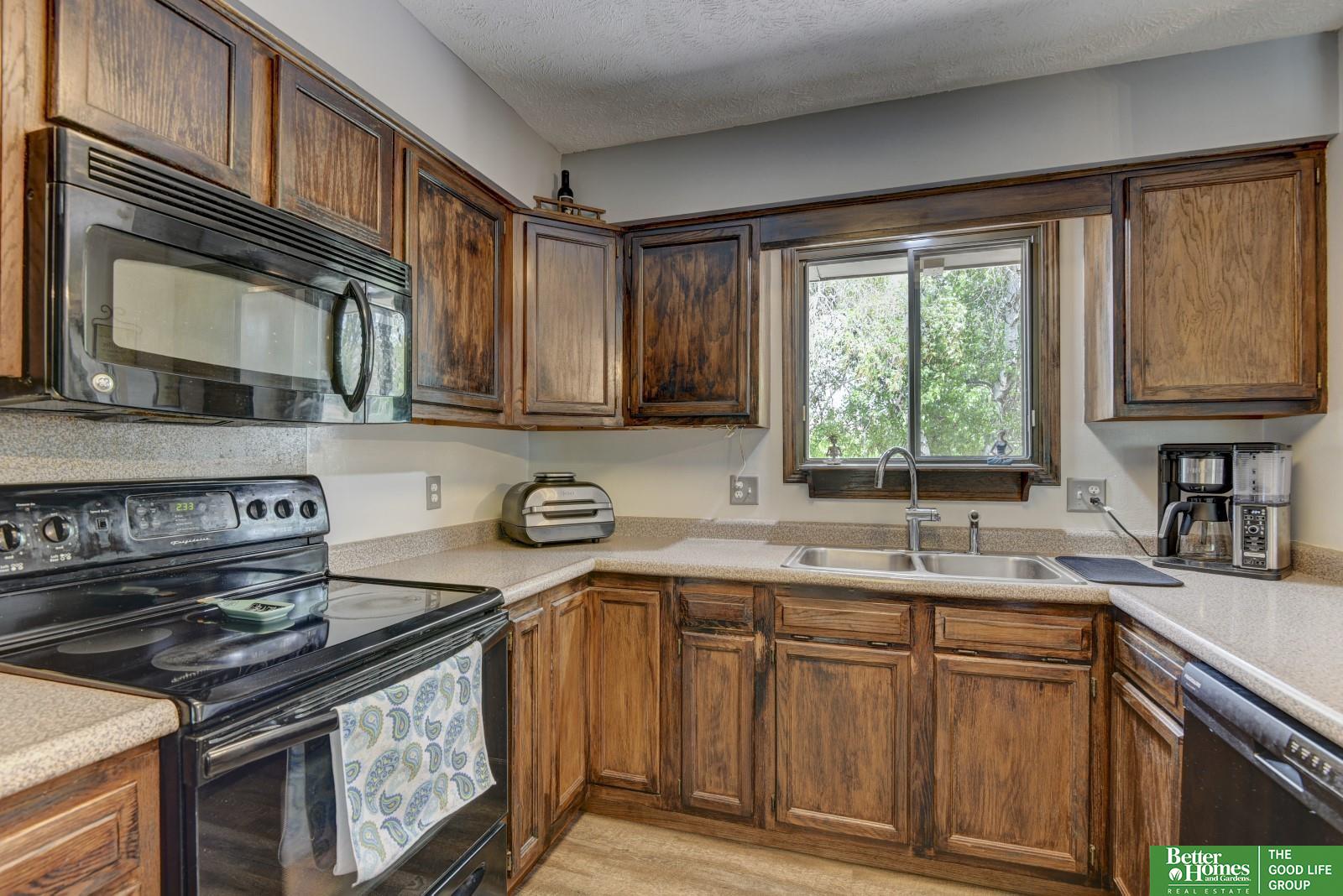 7719 Greenleaf Drive