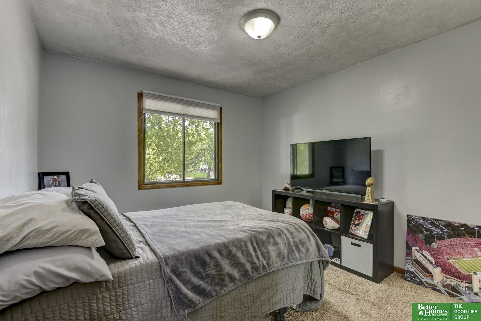 7719 Greenleaf Drive